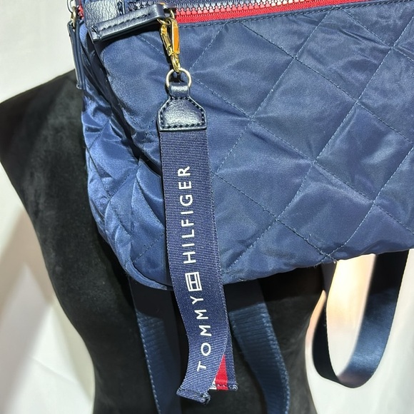 Tommy Hilfiger Quilt Diamond Navy Backpack - Picture 11 of 15